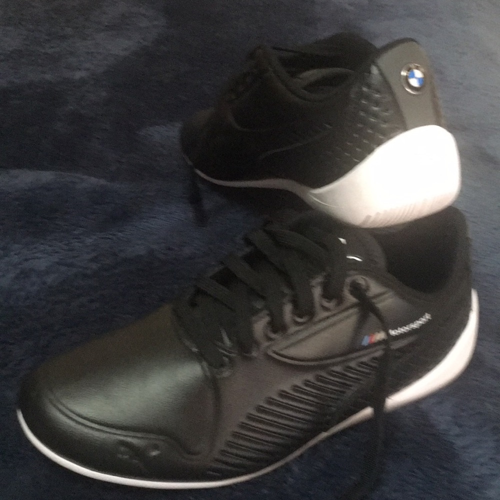 Like new Puma bmw ms boys tennis shoes